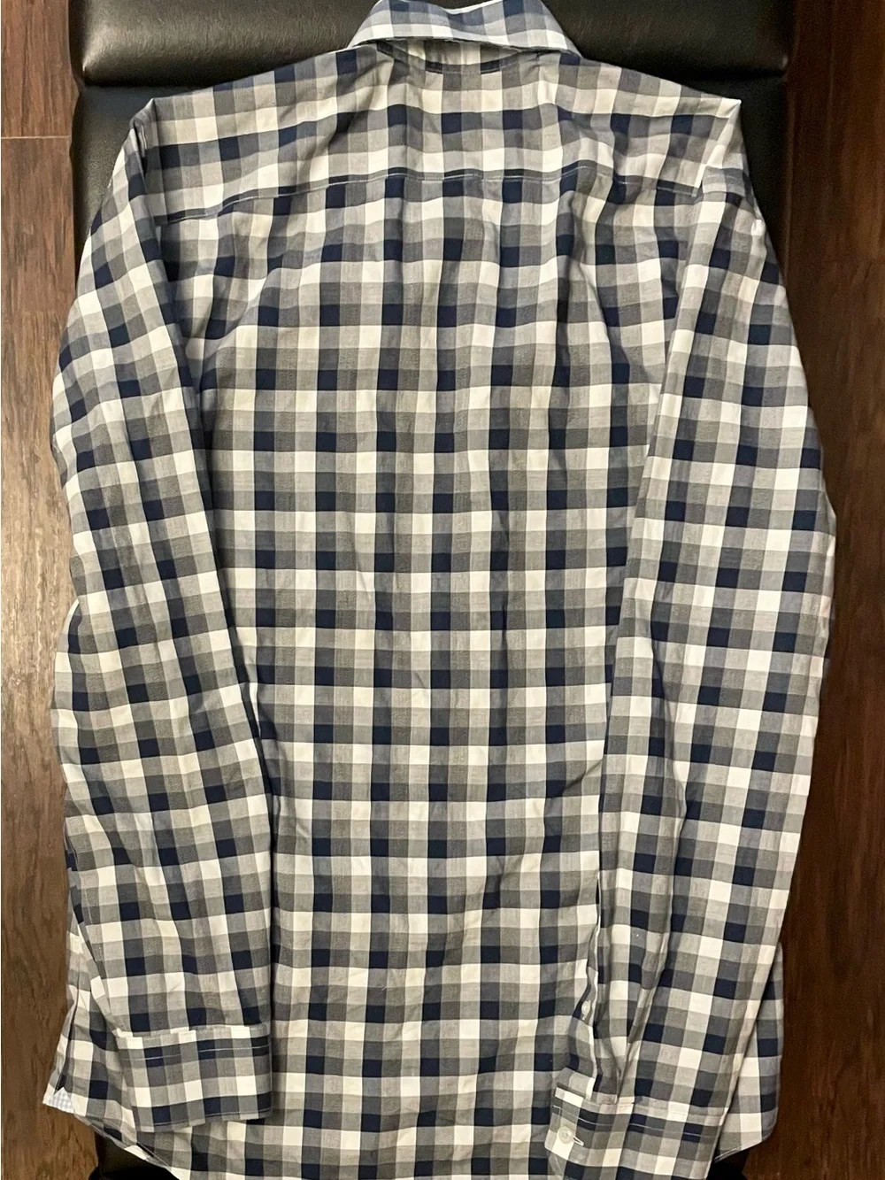 Banana Republic 100% Cotton Men's Blue Grey Plaid Button Down Long Sleeve Shirt